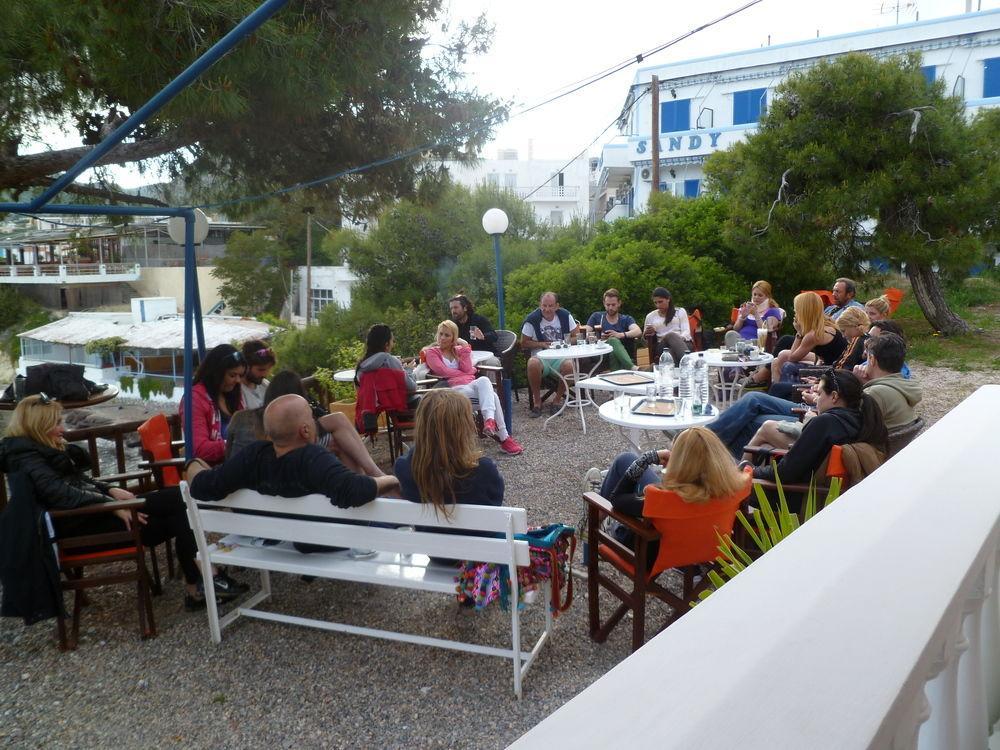 Hotel Liberty II Agia Marina  Exterior foto